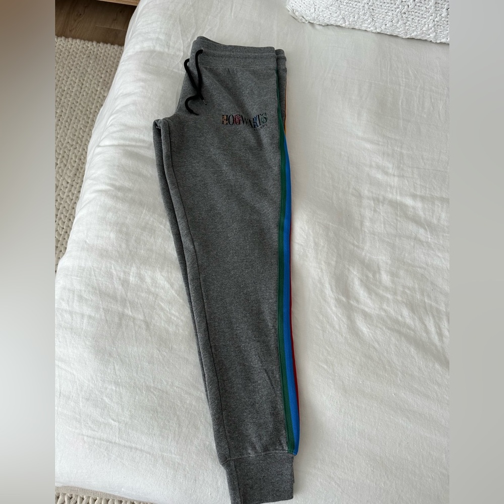 Harry Potter Sweatpants, size M kids